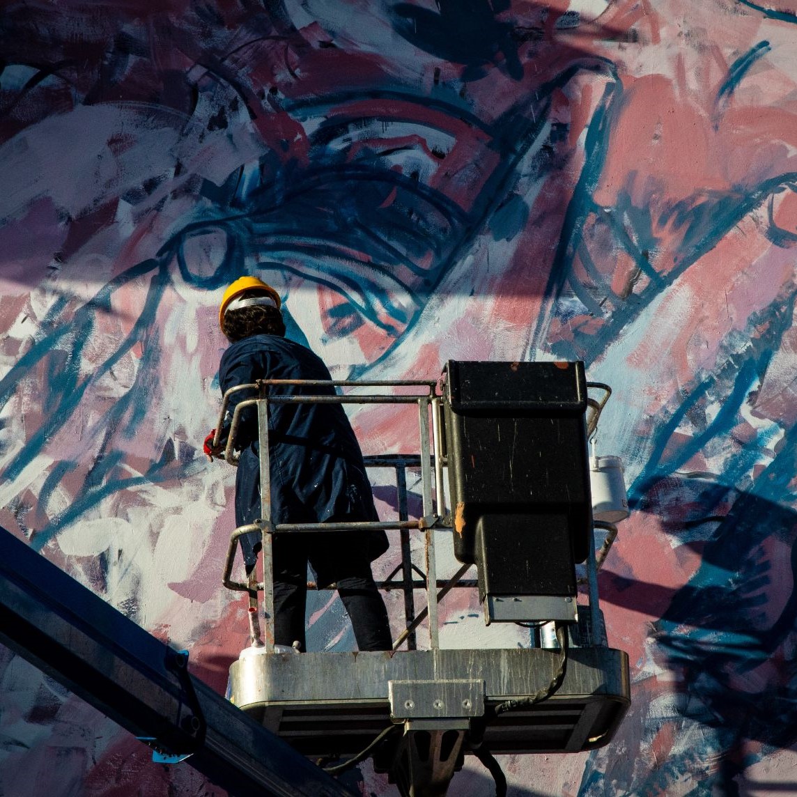 3. atoche working on top_quadrato.jpg